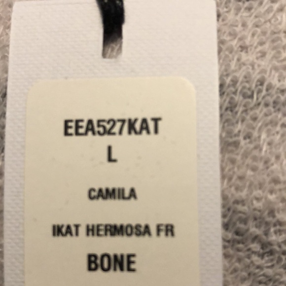 NWT Michael Stars Bone & Black Pullover Leopard Camila V-Neck Sweatshirt - Picture 5 of 5